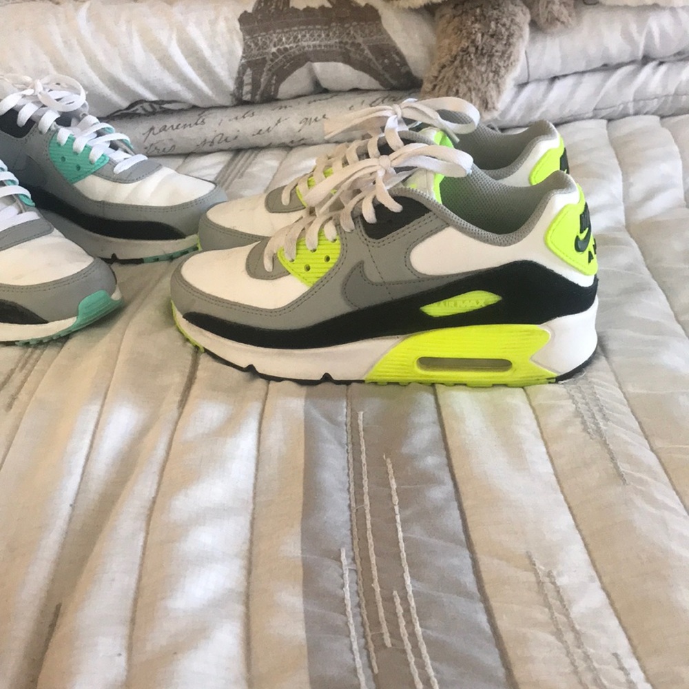 Nike air max 90 almost new condition